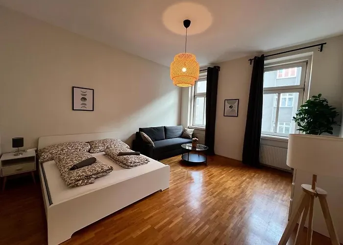 90 M2 Spacious With Free Parking Vienna